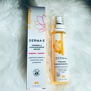 NEW IN BOX! Derma E's Vitamin C Concentrated Antioxidant Serum 2oz. - EXP: 2028